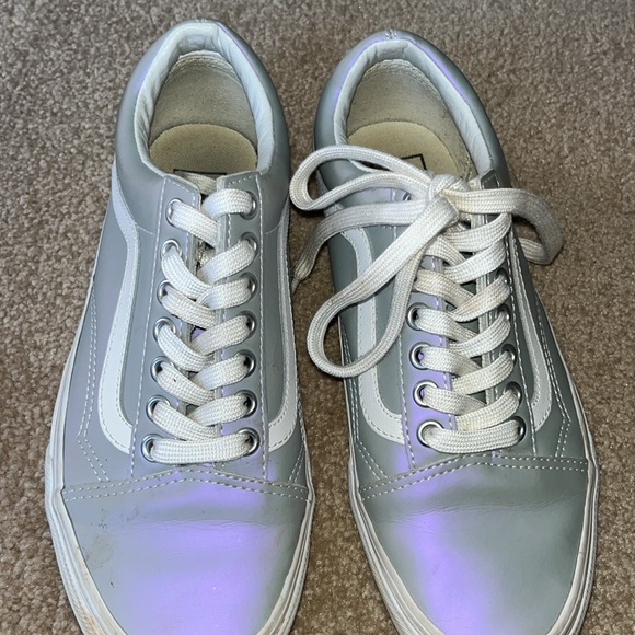 Vans - Picture 5 of 6